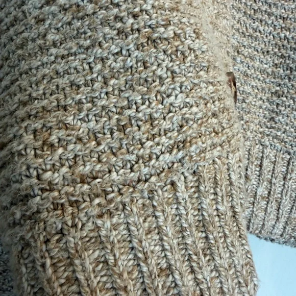 Universal Thread Chunky Knit Cardigan in Tan Women’s Small Spring Button up crop - Picture 6 of 9